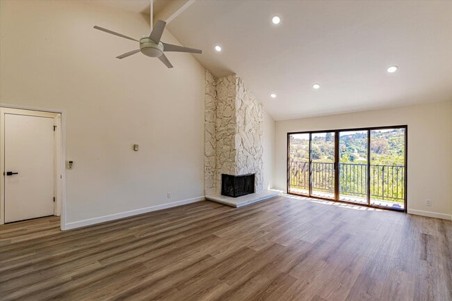 25700 University Ct unit 323, Hayward, CA 94542 - photo 7