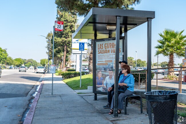 Bus stops are found on major roads near Paramount.