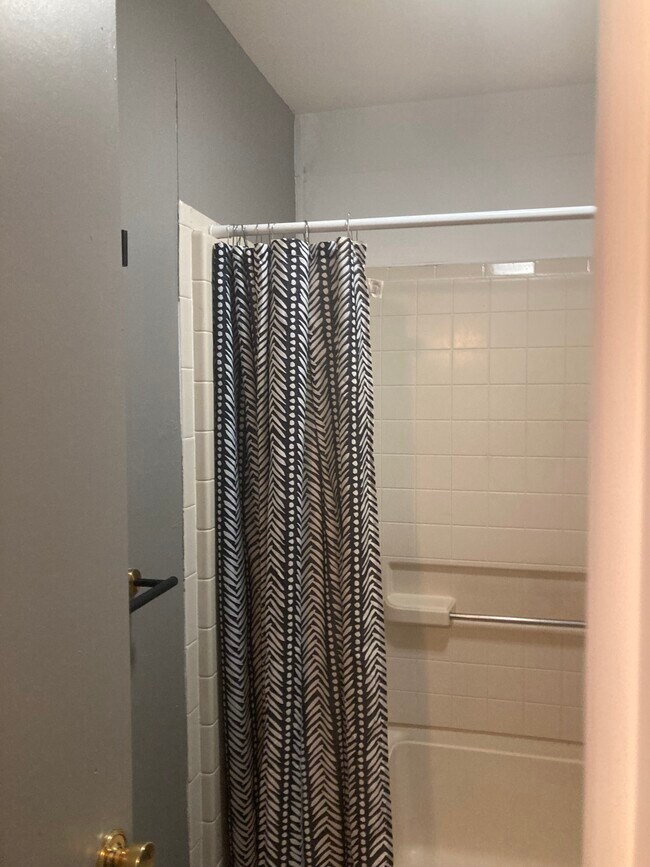 2544 Joliet St unit C, Aurora, CO 80010 - photo 5