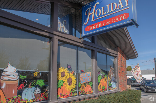 For all things sweet, the Coury Heights neighborhood residents flock to Holiday Bakery.