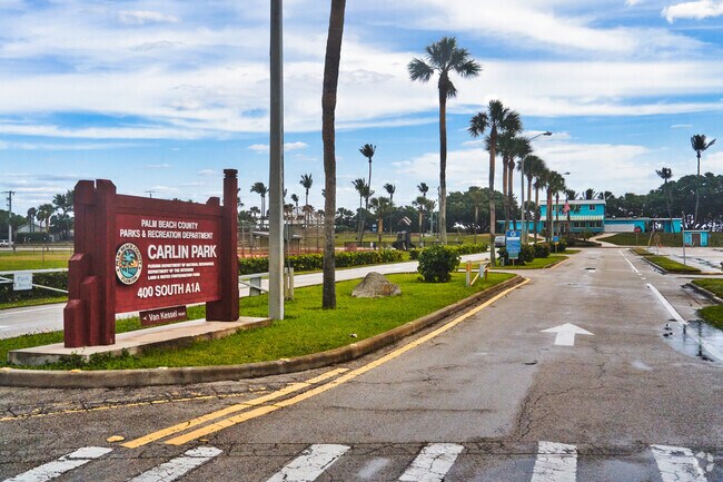 Carlin Park offers great beach side amenities to the residents of Jupiter Dunes.