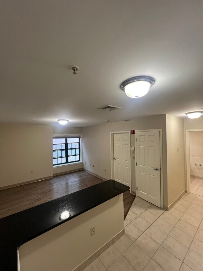 12 Florence St unit 413, Malden, MA 02148 - photo 2