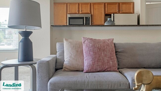 625 E Stassney Ln unit 3-3205.1405483, Austin, TX 78745 - photo 2