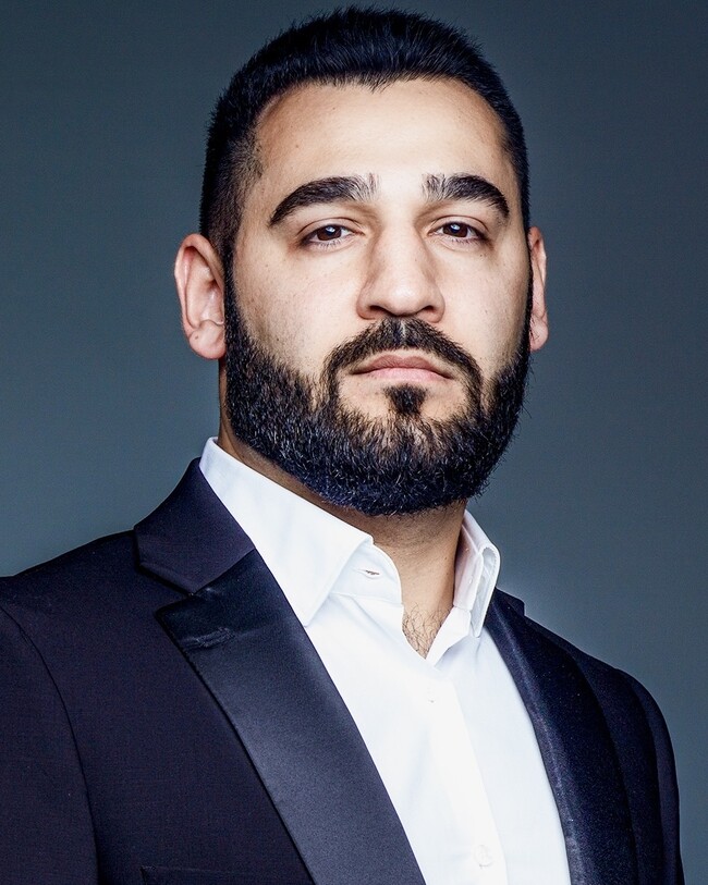 Agent Photo