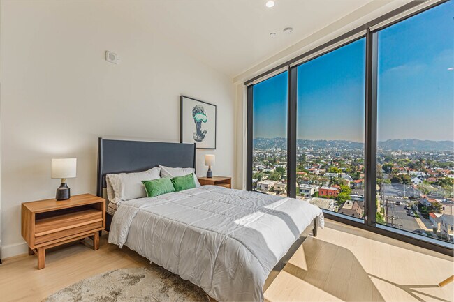 6401 Wilshire Blvd unit 604C, Los Angeles, CA 90048 - photo 3