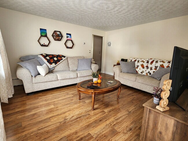 216 5th St unit 1, Leominster, MA 01453 - photo 6