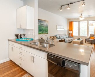 11747 S Siracus Dr, South Jordan, UT 84095