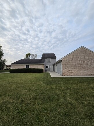2370 Manitowoc Rd, Green Bay, WI 54311