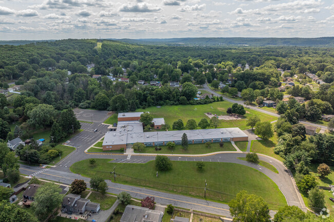 Kennedy Elementary School has a large wide open campus for students.