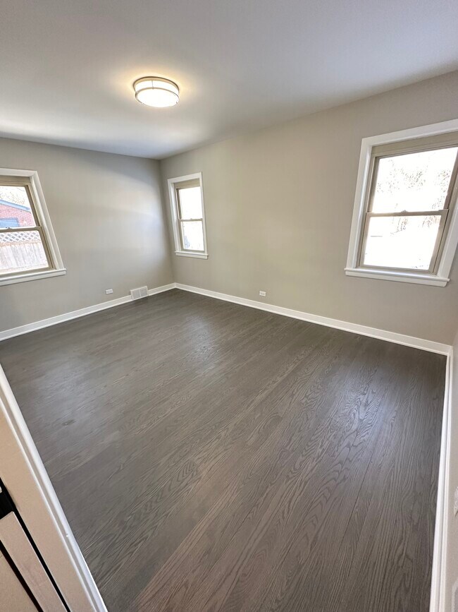 2049 Hagen Ln, Flossmoor, IL 60422 - photo 6