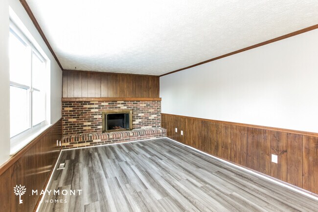 1328 Brownswood Dr, Brownsburg, IN 46112 - photo 5