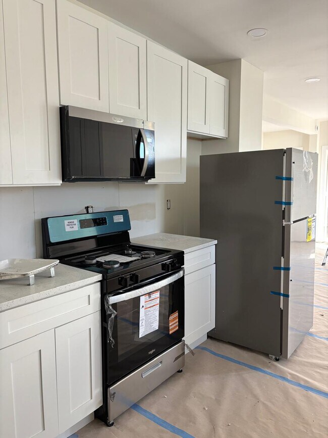 545 W 62nd St unit 2, Chicago, IL 60621 - photo 3