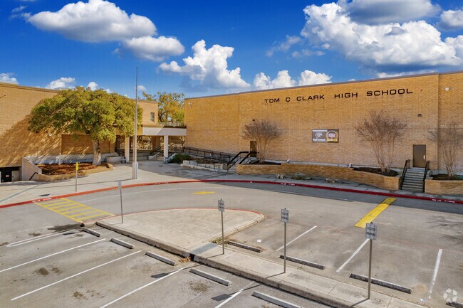 Clark High School has a B+ rating on Niche.