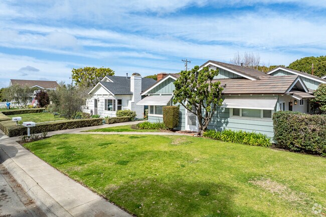 Cliff Haven's single-level homes are modest in size.