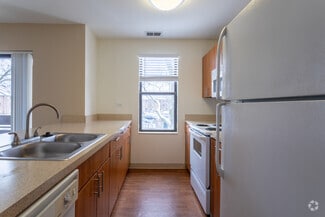 1598 Fairway Dr, Naperville, IL 60563