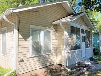 1706 N Jefferson St, Junction City, KS 66441