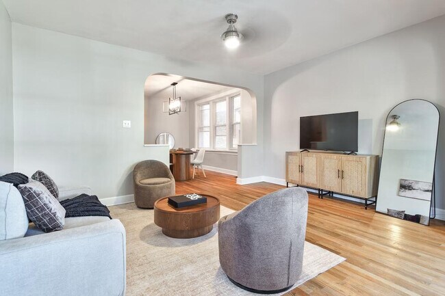 3649 N Whipple St unit ID1359756P, Chicago, IL 60618 - photo 2