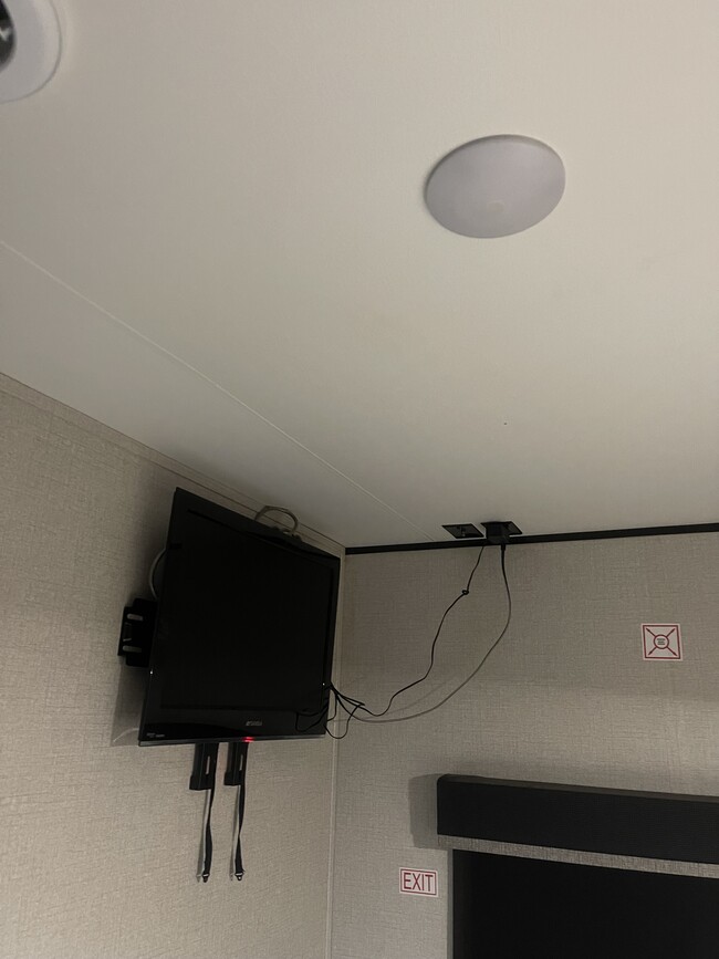 Room Tv