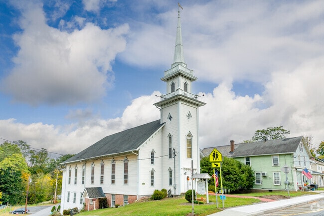 Residents can attend Cornwall Presbyterian Church on Hudson Street.