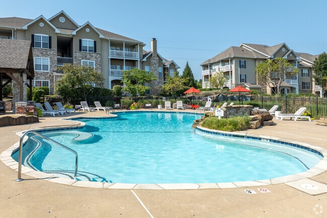 Boulders at Katy Trail, Saint Charles, MO 63303 - photo 4
