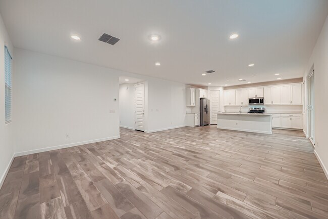 8331 E Peterson Ave, Mesa, AZ 85212 - photo 2