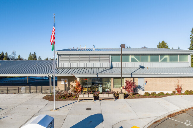Mark Twain Elementary School's main entrance.