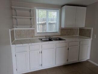 1646 N Columbus Blvd, Tucson, AZ 85712