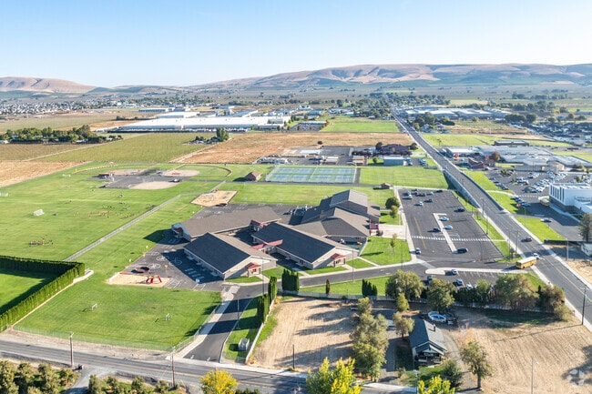 East Valley Elementary encourages creativity.