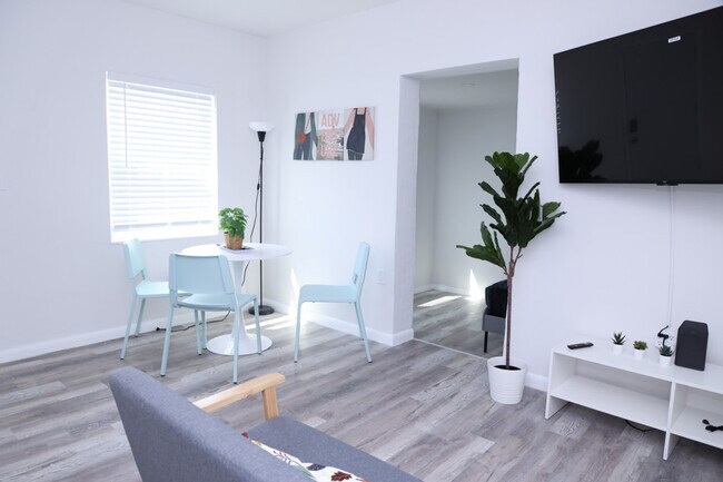 1109 Douglas Rd unit ID1056522P, Miami, FL 33135 - photo 5