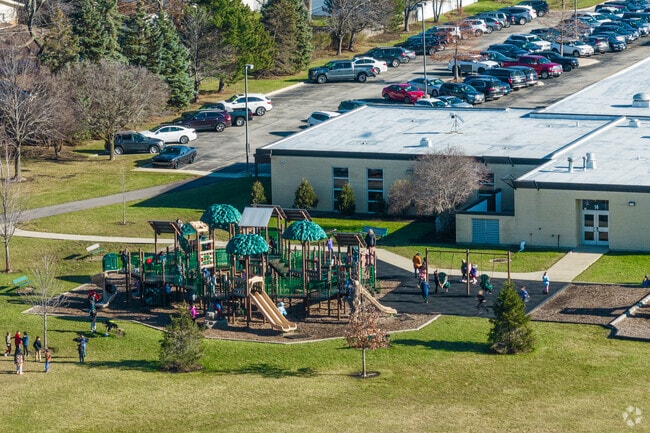 DuJardin Elementary School has a wonderful facility for students to feel safe.