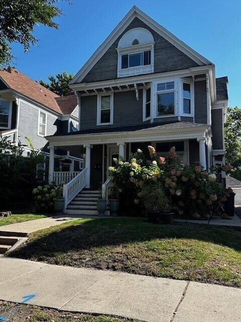 2117 Bryant Ave S Unit 2, Minneapolis, MN 55405