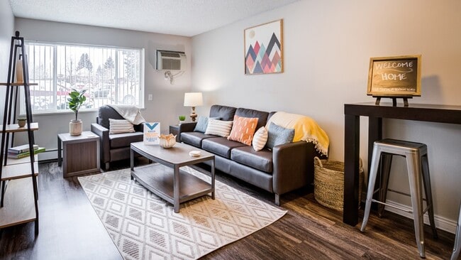 The Social at Stadium Walk®, Fort Collins, CO 80521 - photo 3