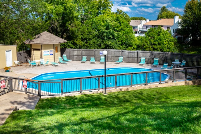 Welcome to The Bluffs – Comfort, Convenience & Value in the Heart of Gladstone, Gladstone, MO 64119 - photo 6