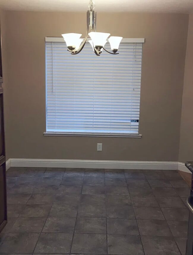 2824 Winding Ln, Antioch, CA 94531