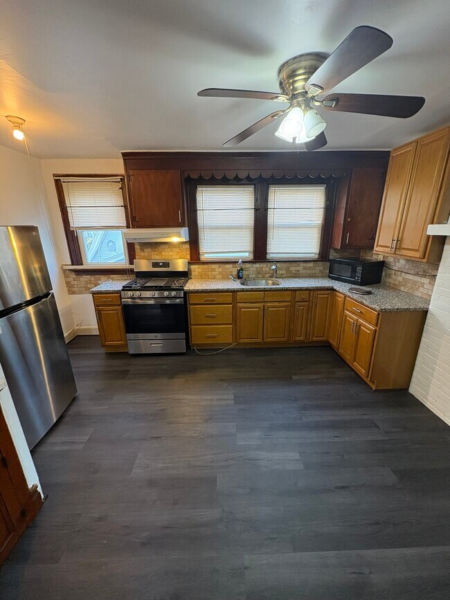 56 Chapman Place Unit 2, Irvington, NJ 07111