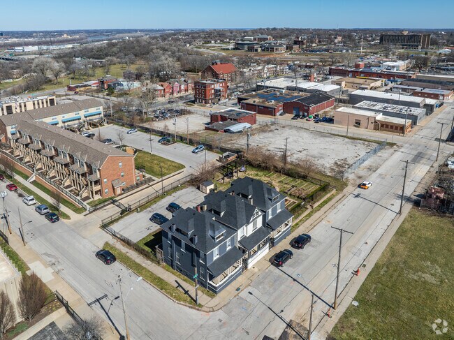 Paseo West is a growing district near downtown Kansas City, 20 miles from the airport.