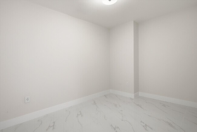 Aria Reserve - Aria Reserve Miami unit 2405, Miami, FL 33137 - photo 6