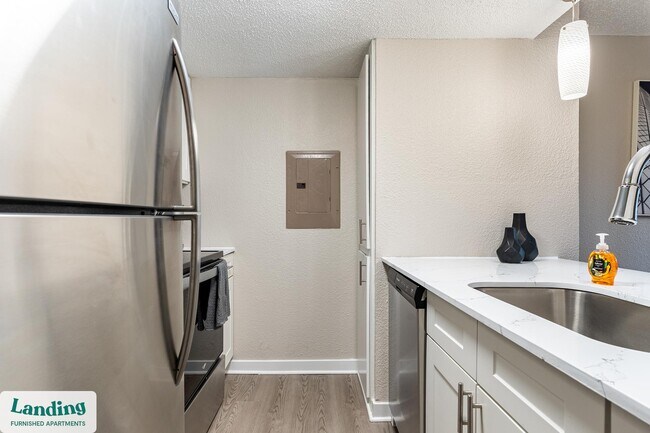 711 Brentford Place unit 116, Arlington, TX 76006 - photo 6