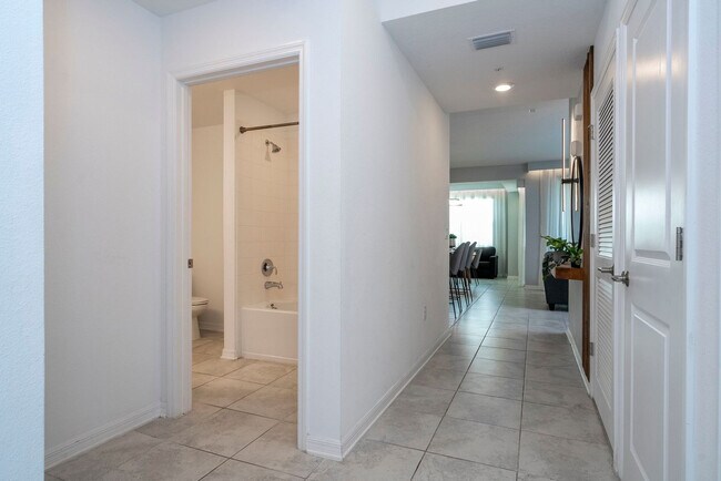 3191 Paradox Cir unit ID1280977P, Kissimmee, FL 34746 - photo 2