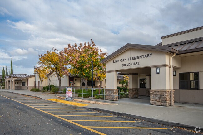 Live Oak Elementary School is a top ranked school in San Ramon.