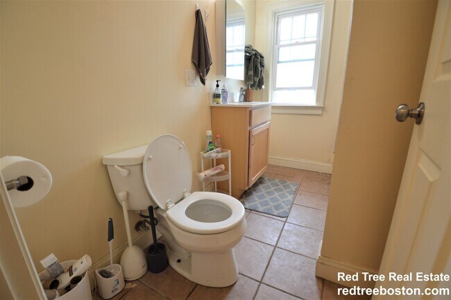 74 Brooks St unit 2, Boston, MA 02128 - photo 4