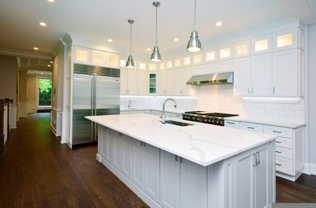 4727 N Winchester Ave, Chicago, IL 60640 - photo 5