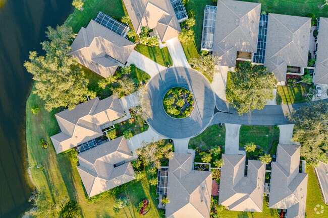 Top down aerial view of single family homes in Plantation.