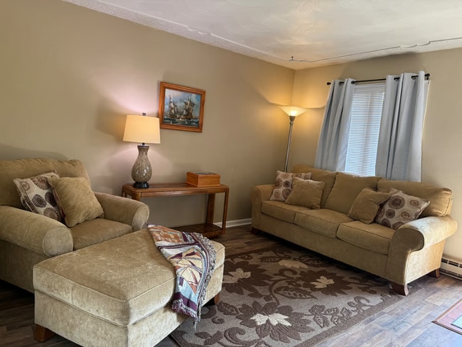 0 Spanish Manor unit 2 Spanish Manor, Wheeling, WV 26003 - photo 2