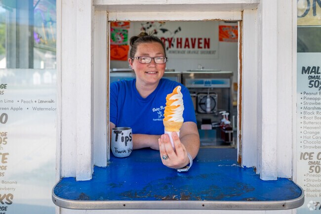 Experience the creamiest joys of life at Dairy Haven in Caseyville, IL.
