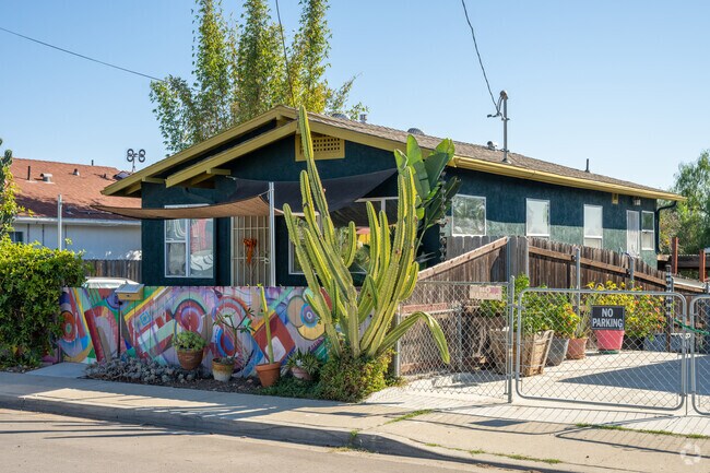 Azalea-Hollywood Park has a lot of character.