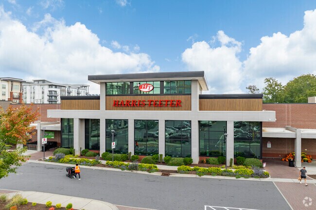 Harris Teeter is a popular choice for grocery needs with Colonial Village residents.