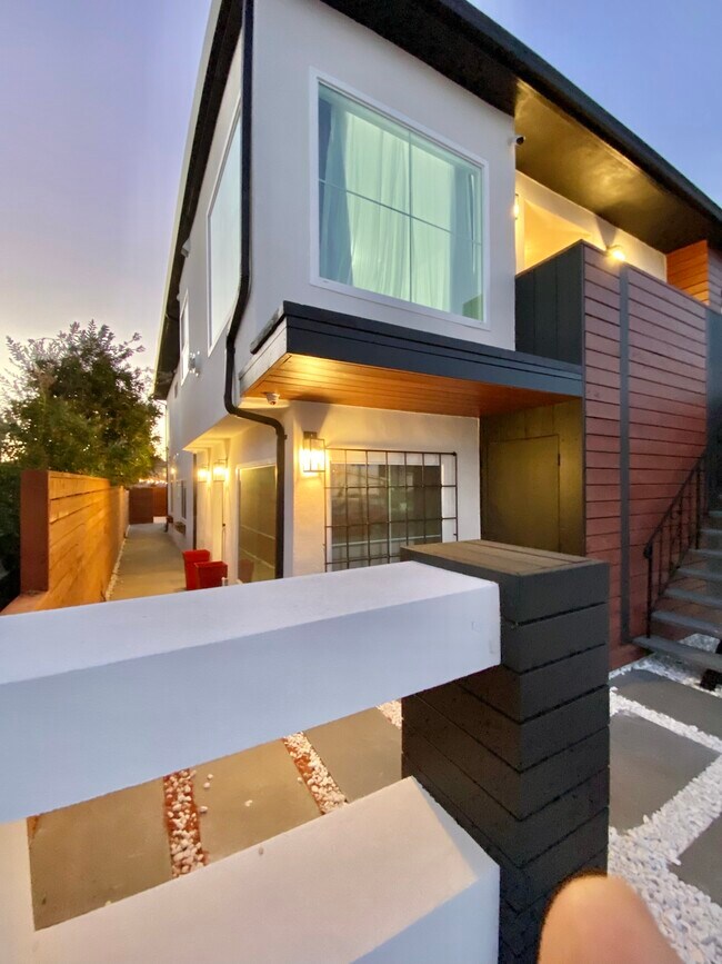 2251 38th Ave, Oakland, CA 94601