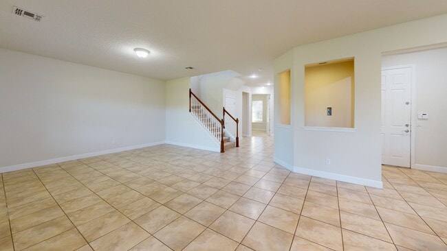 12026 Autumn Fern Ln, Orlando, FL 32827 - photo 2