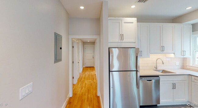 71 Spring St unit 70-1, Cambridge, MA 02141 - photo 3